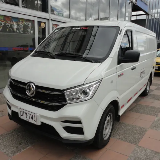 Dongfeng Vancargo 2027 Eq5033xxyq305m6