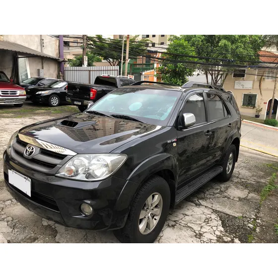 Toyota Sw4 3.0 Srv 7l 4x4 Aut. 5p
