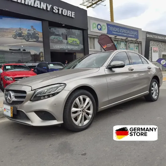 Mercedes-Benz C180 2019 1.6 Avantgarde