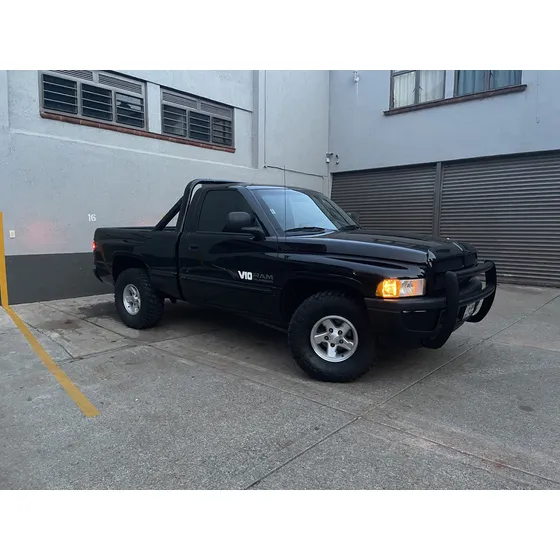 Dodge Ram 2500 Runner V10