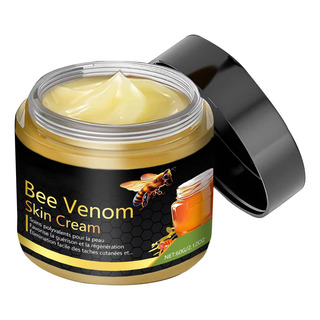 Crema Limpiadora, Hidratante Y Aclaradora Para El Cuidado De Crema Limpiadora, Hidratante Y Aclaradora Para El Cuidado De