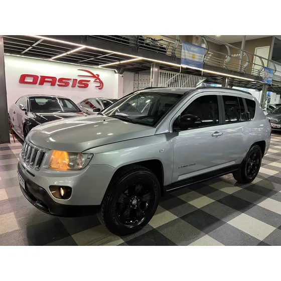 Jeep Compass 2.4 Sport Automática 4x4
