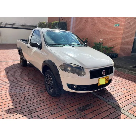 Fiat Strada 1.8 Trekking