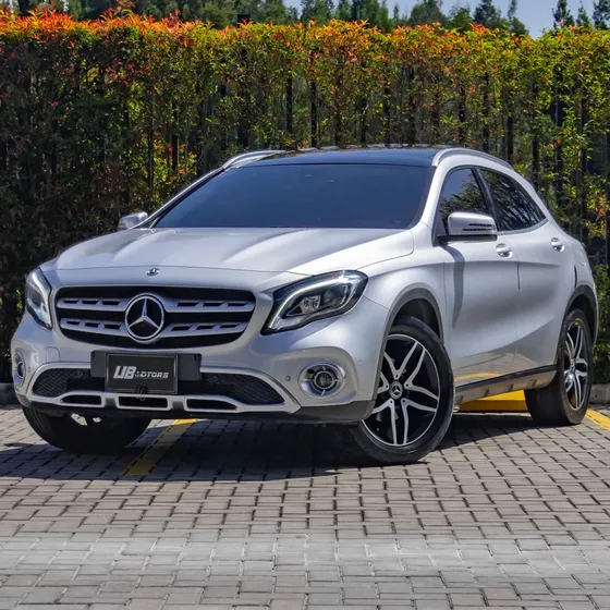 Mercedes-Benz Clase Gla 2020 1.6 200 Urban