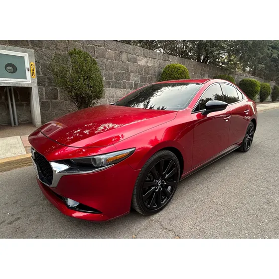 Mazda 3 Signature