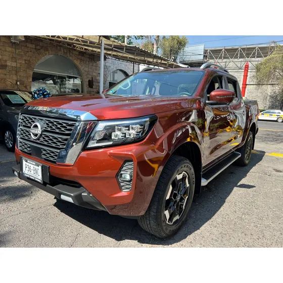 Nissan Np300 Frontier 2.5 Platinum Le Aa Mt