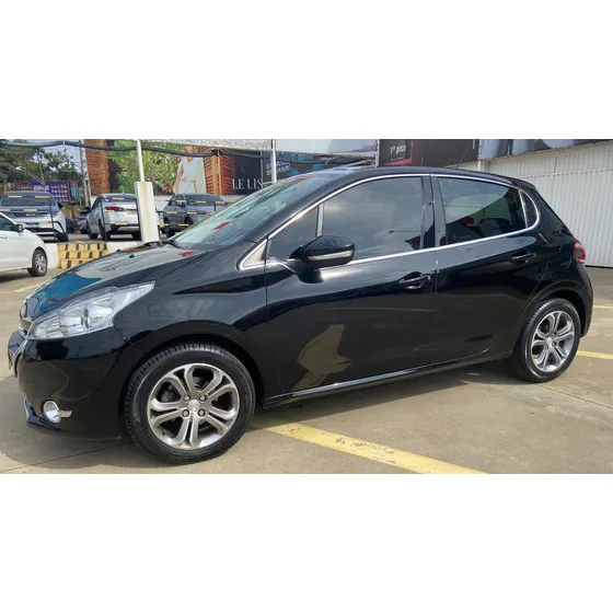 Peugeot 208 1.6 16v Griffe Flex Aut. 5p