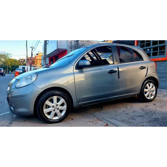 Nissan March 1.6 Visia Plus 107cv