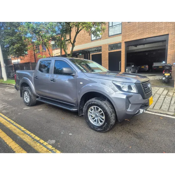 Nissan Frontier 2.5 Sabanera