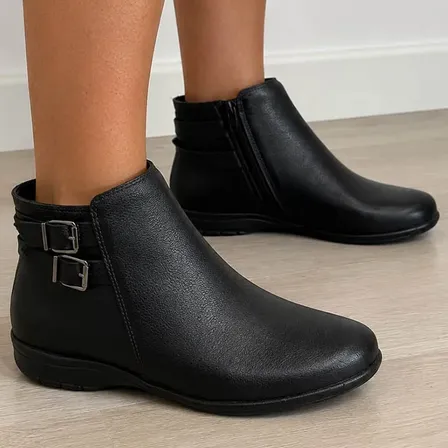 Bota Feminina Couro Coturno Salto Baixo Cano Curto Conforto