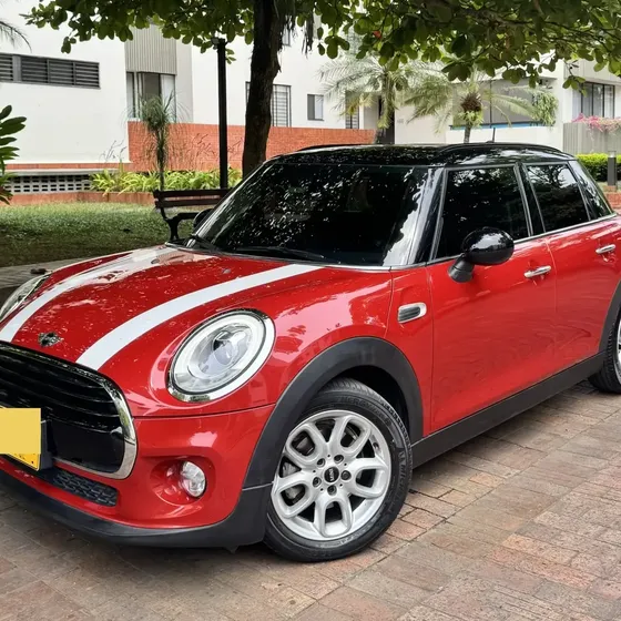 Mini Cooper 2017 1.5 F55 Pepper