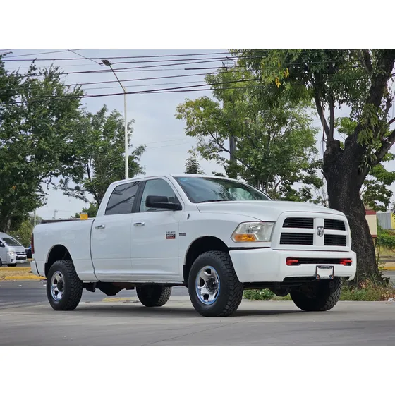 Dodge Ram 2500 5.7 Pickup Slt Aa 4x4 At
