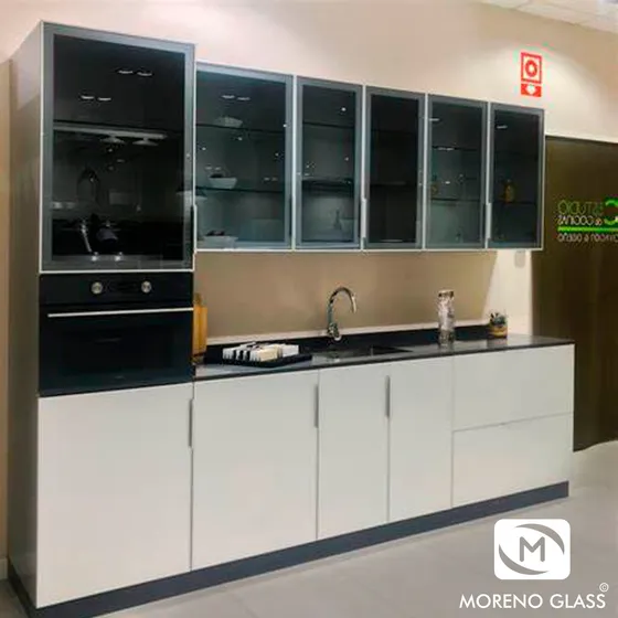 Fabricacion E Instalacion De Puertas De Vidrio Para Cocinas