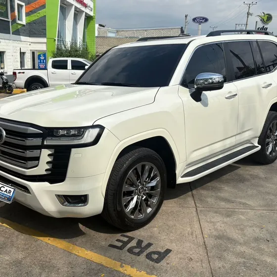 Toyota Land Cruiser 300 2024 3.4 300 Zx