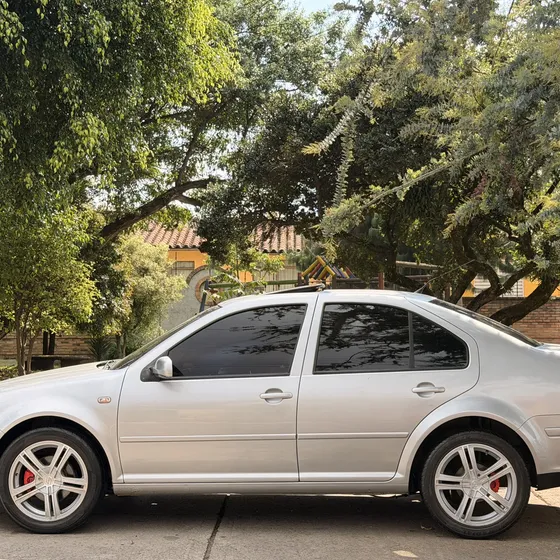 Volkswagen Jetta 2009 2.0 Trendline Full. Mecánico