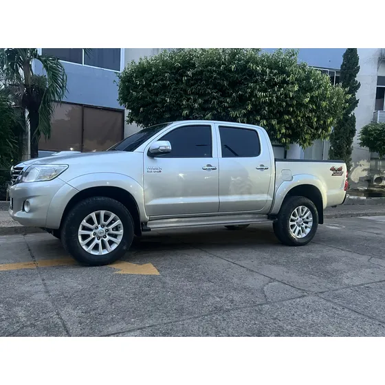 Toyota Hilux 3.0 Srv