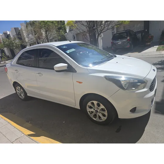 Ford Figo 1.5 Titanium Sedan At