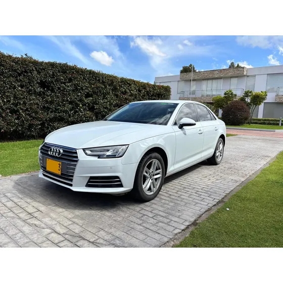 Audi A4 2018 2.0cc Tfsi Ambition Aa 4x2