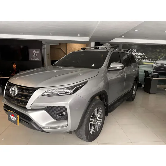 Toyota Fortuner 2022 2.7l