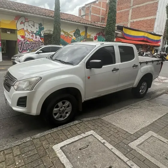 Chevrolet D-max 2021 2.5l Mecánica 4x4