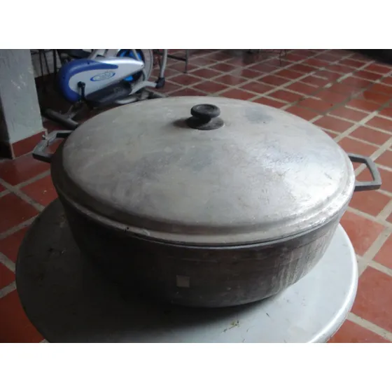 Caldero Imusa: 24 Lts 