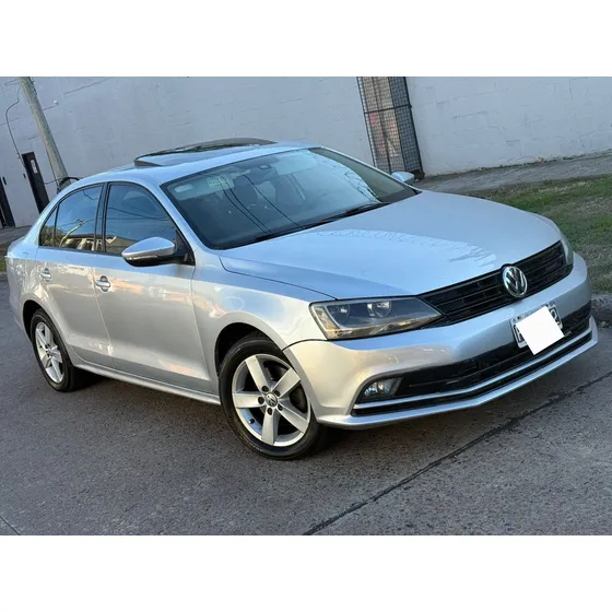 Volkswagen Vento 2.5 Advance Plus 170cv