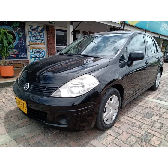 Nissan Tiida 1.6cc Mt Aa