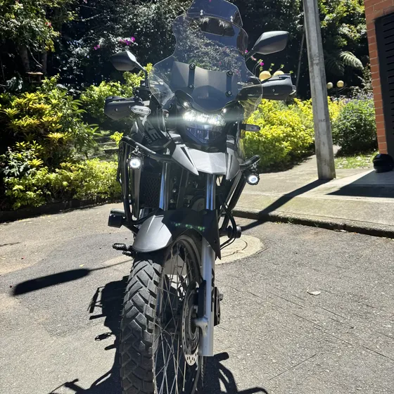 Xre 300
