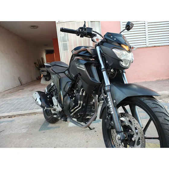 Titular Vende Yamaha Fz25 Modelo 2018, 8250 Km.