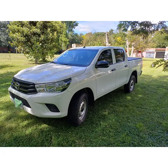 Toyota Hilux 2.4 Dc 4x2tdi Dx