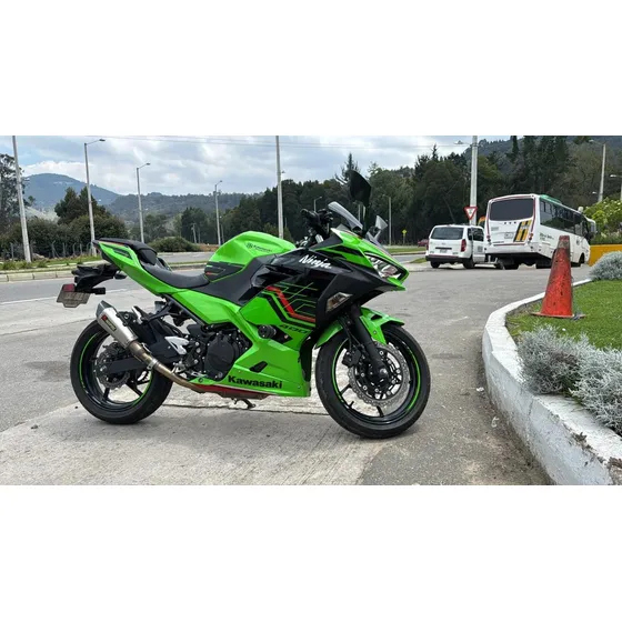 Kawasaki Ninja 400
