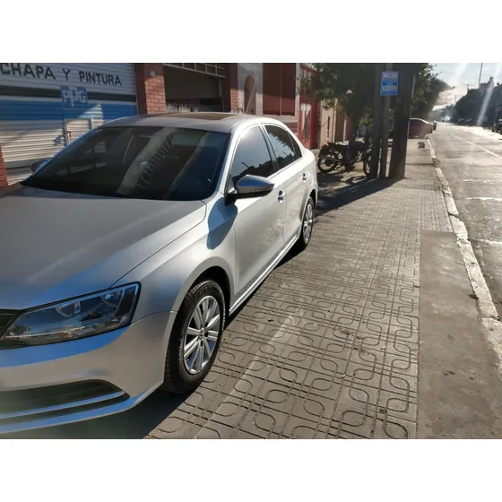 Volkswagen Vento 2.0 Advance 115cv Summer Package