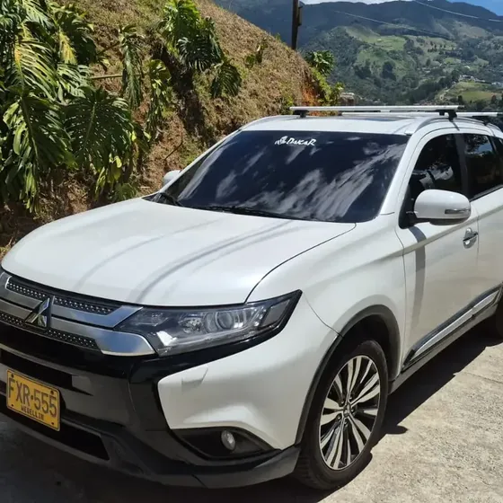 Mitsubishi Outlander 2019 69000000