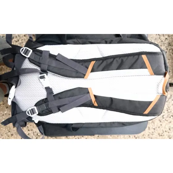 Morral  Quechua 30 Lts Impermeable