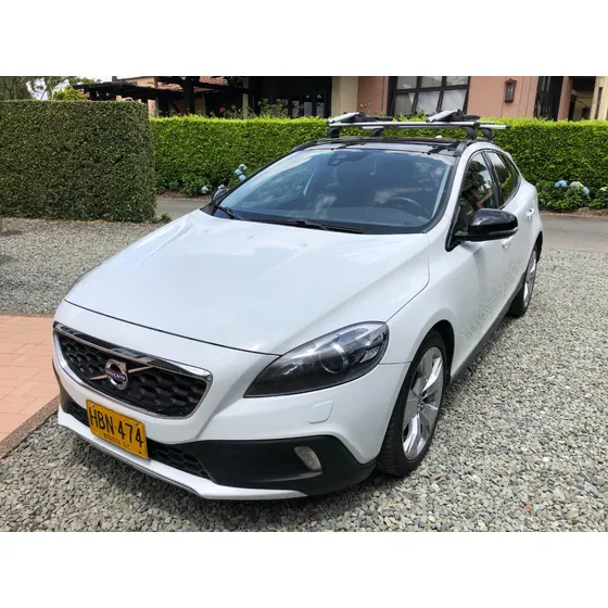 Volvo V40 2.5 T5 Cross Country Awd