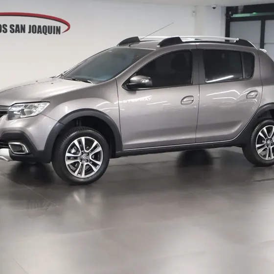 Renault Stepway 2022 1.6 Intense Automática