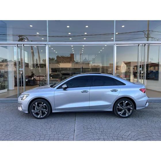 Audi A3 40 Tfsi S Tronic 190 Cv - Unico En El País