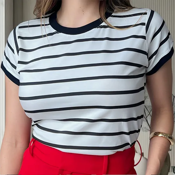 Tshirt Camiseta Listrada Minimalista Dia A Dia