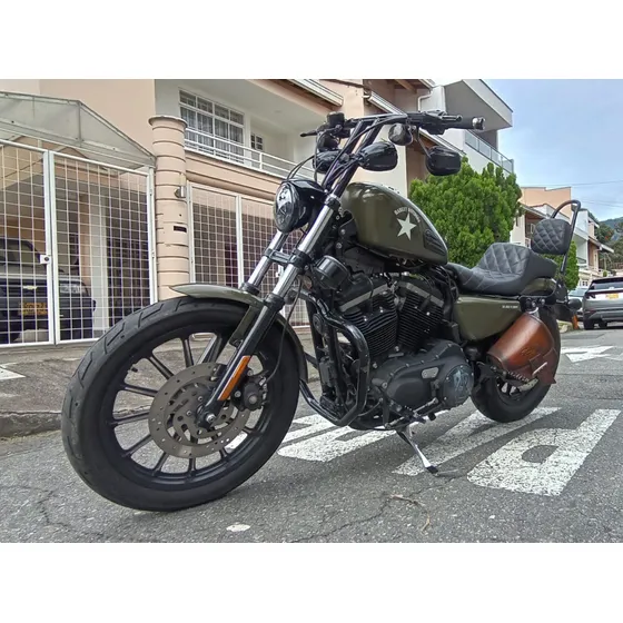 Harley Davidson Sportster 883