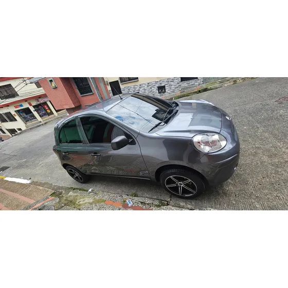 Nissan March 1.6 Active