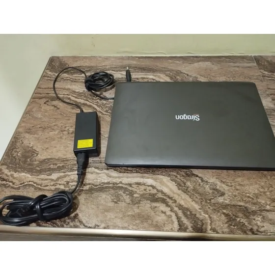 Laptop Siragon Usada En Perfecto Estado