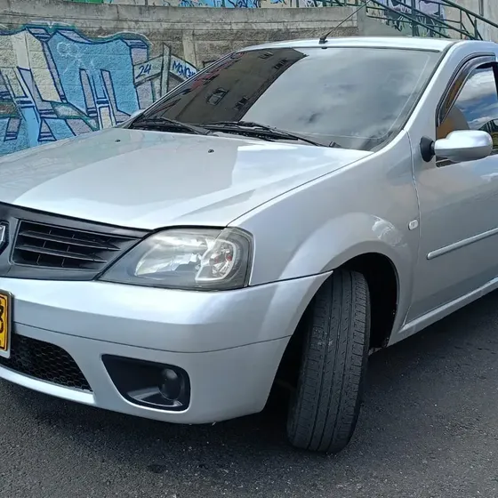 Renault Logan 2009 1.4 Entry Familier