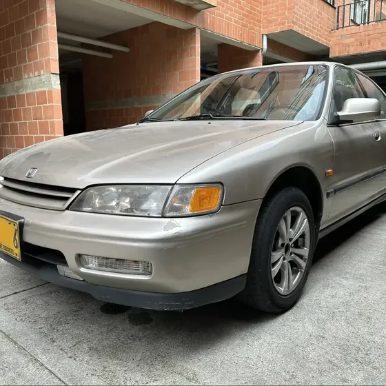 Honda Accord 1995 2.2 Ex
