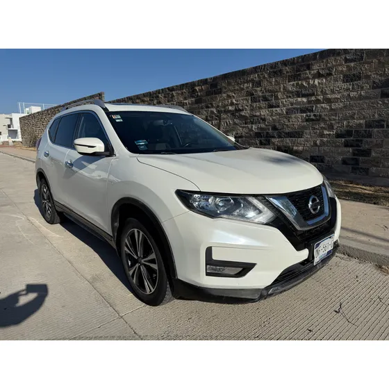 Nissan X-trail 2.5 Advance 2 Row Cvt