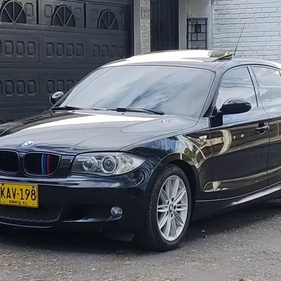 BMW Serie 1 2010 2.0 120i E87