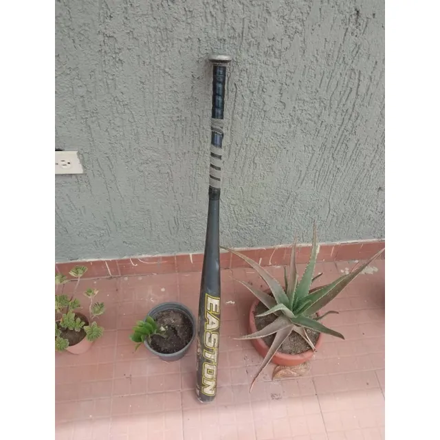 Bate Easton 34 Pulgadas Usado