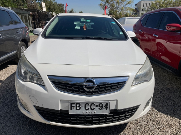 Opel Astra Enjoy 5p Mt 2013