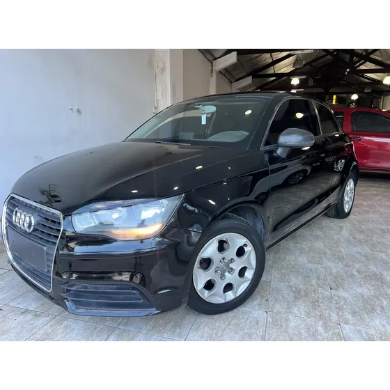 Audi A1 1.2 Attraction Tfsi 86cv