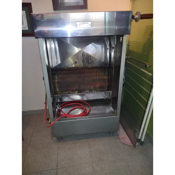 Asador De Pernil, Marca Morama