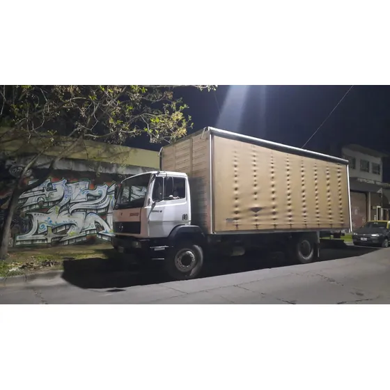Camion 1214 Con Caja Para 14 Palet.
